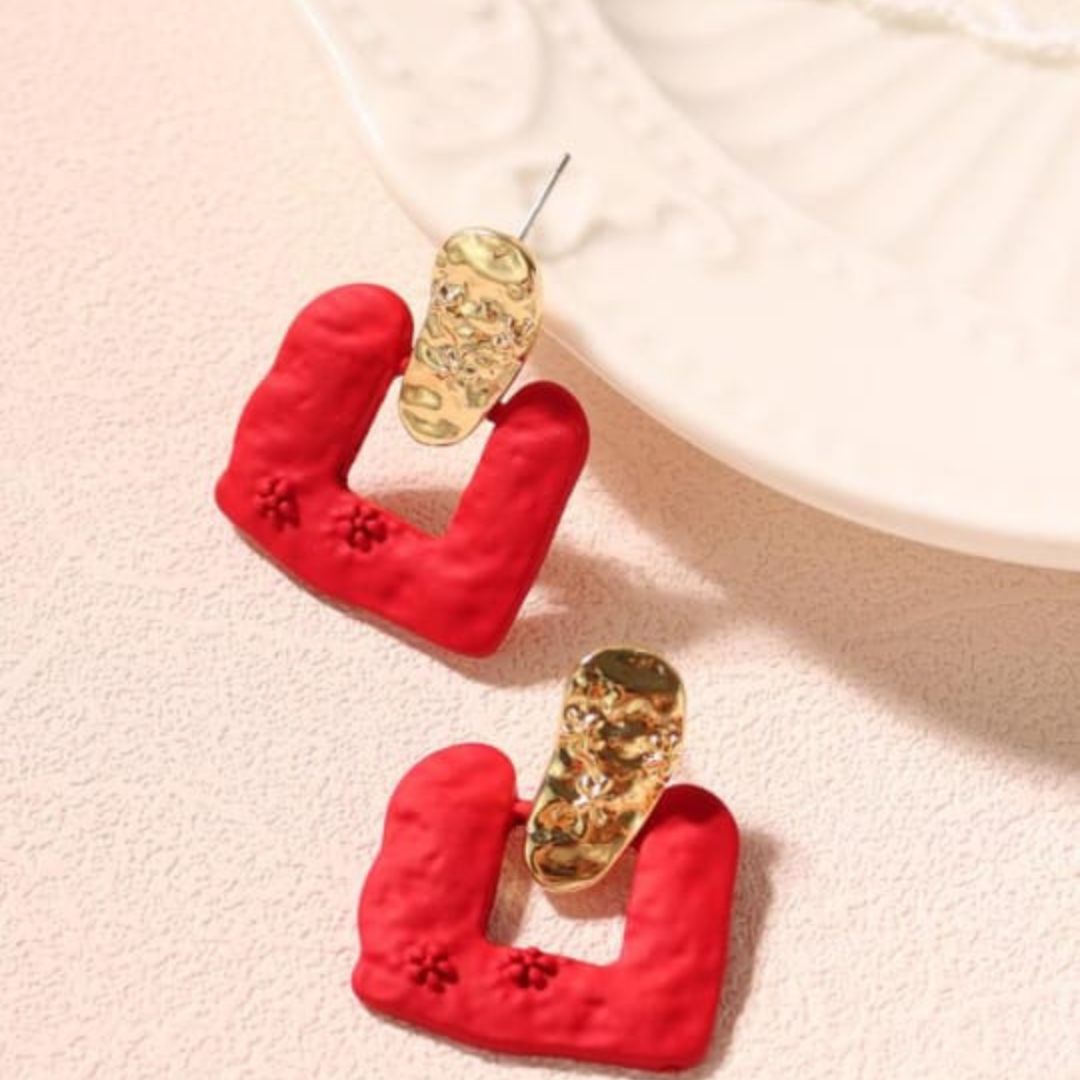 Blind Date Dangler Earrings