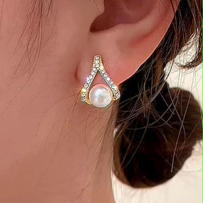 A Pearl Of Wisdom  Earrings