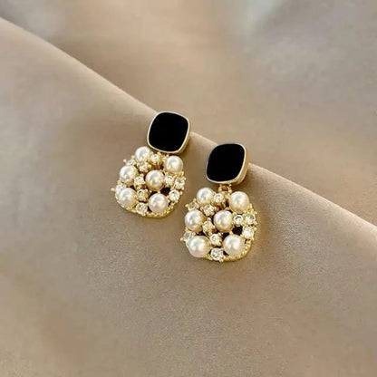 Black Jack Pearl Earring