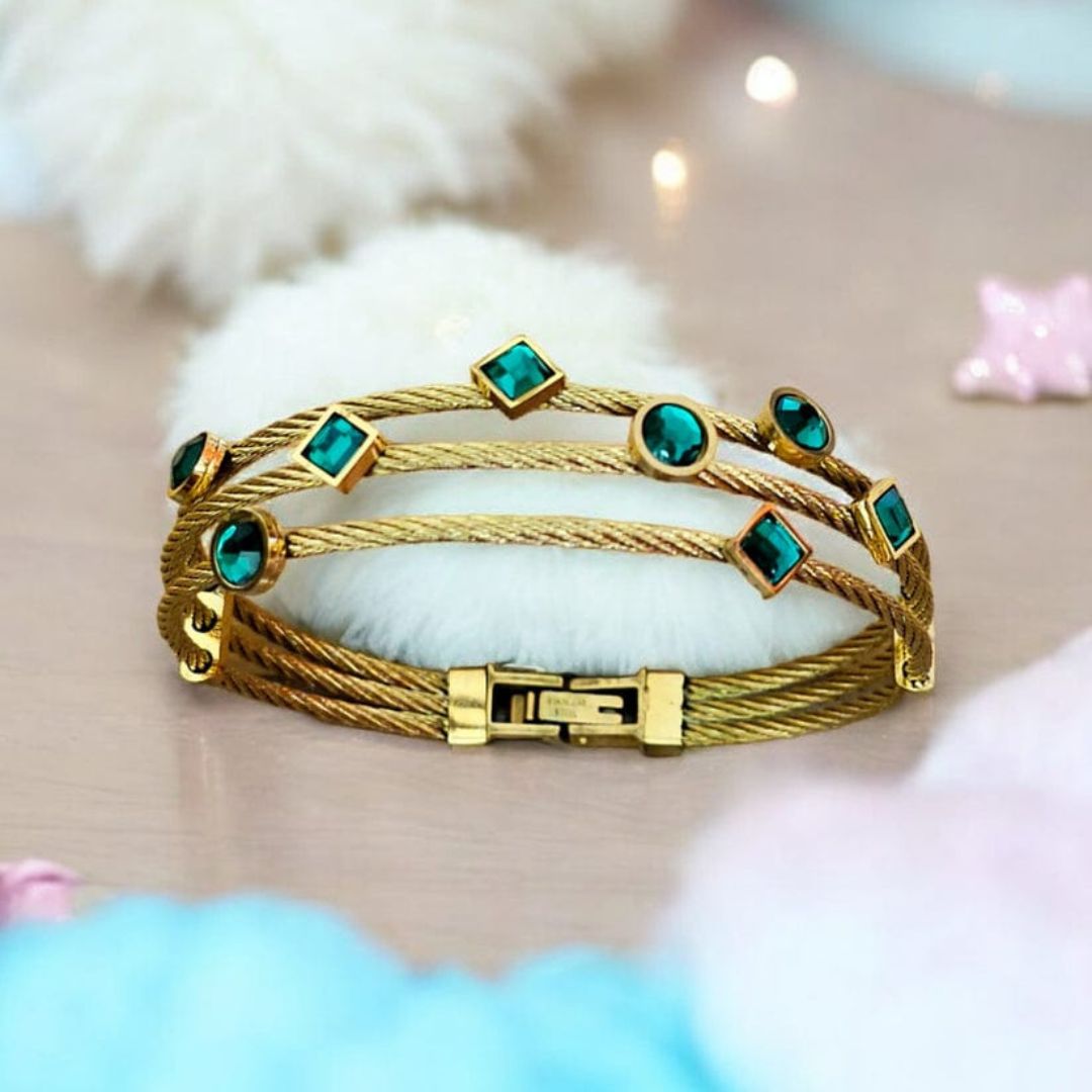 Emerald Statement  Bracelet