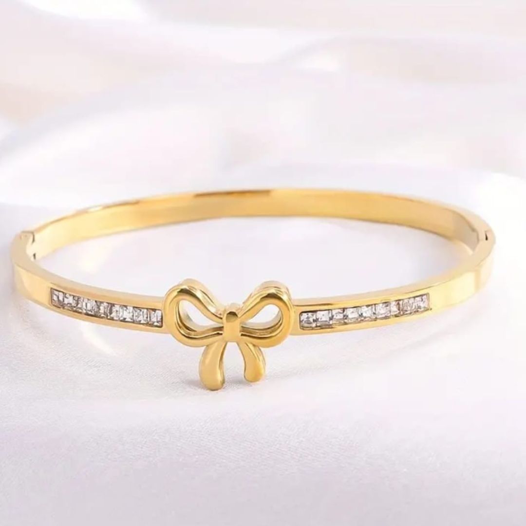 Golden Bow Bracelet