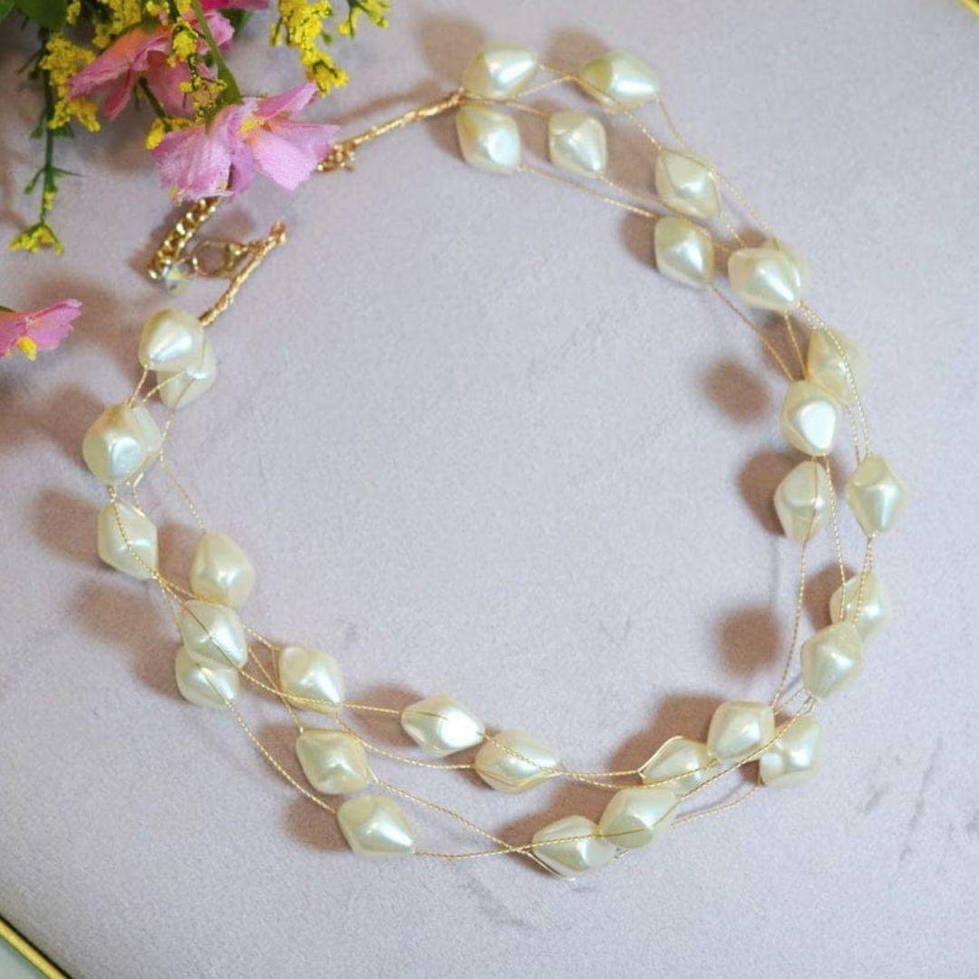 A Pearl Of Wisdom Neckpiece