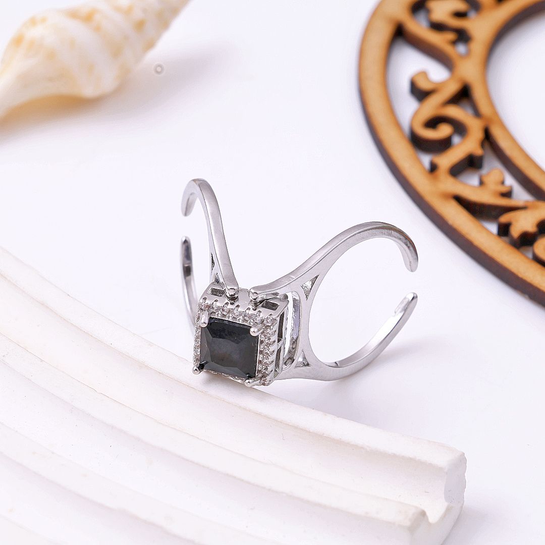 Bling Blogger Stone Ring