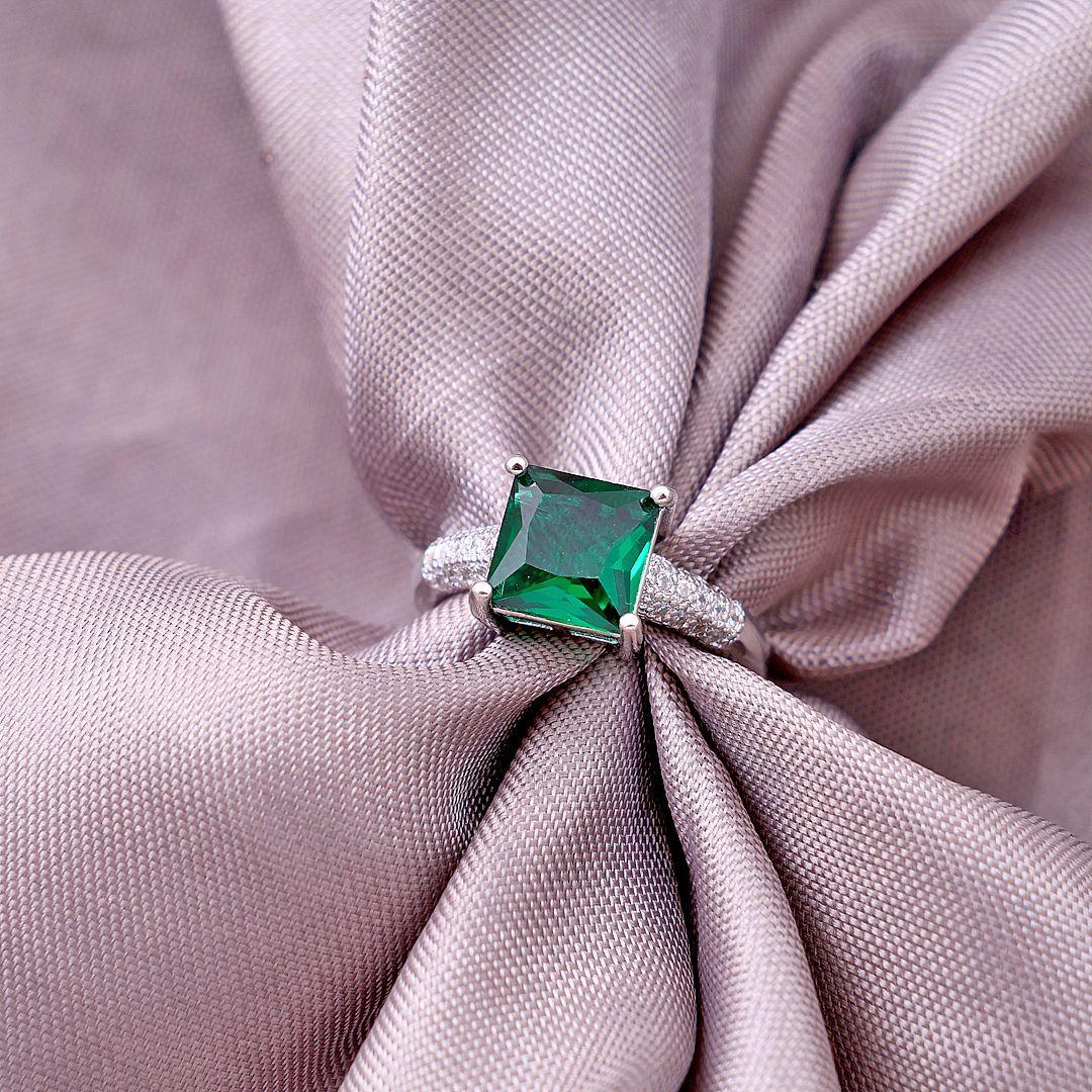 Chic Charm Stone Ring