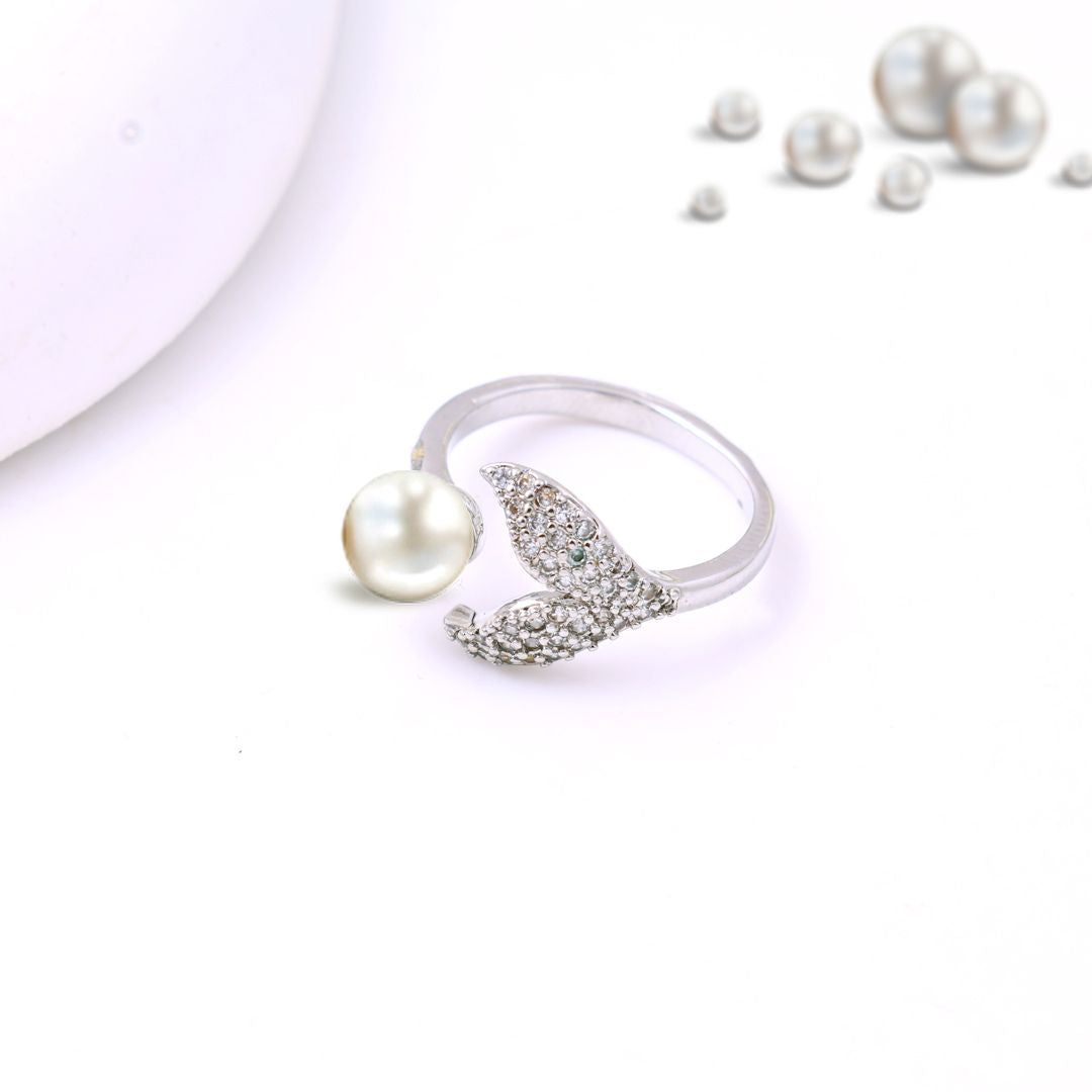 Fishtail Pearl Ring