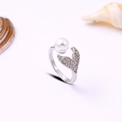 Fishtail Pearl Ring