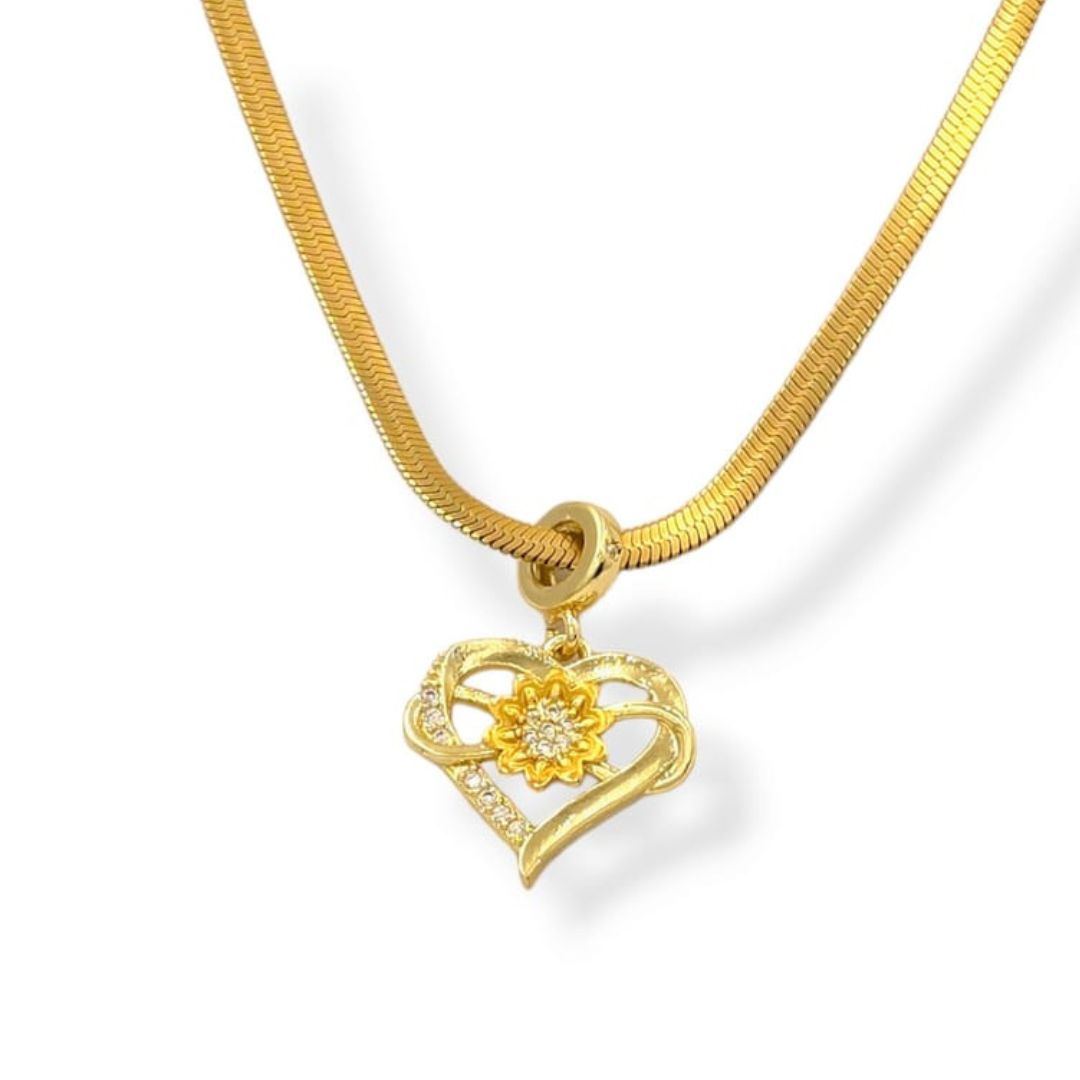 Bling Blogger Heart Neckpiece