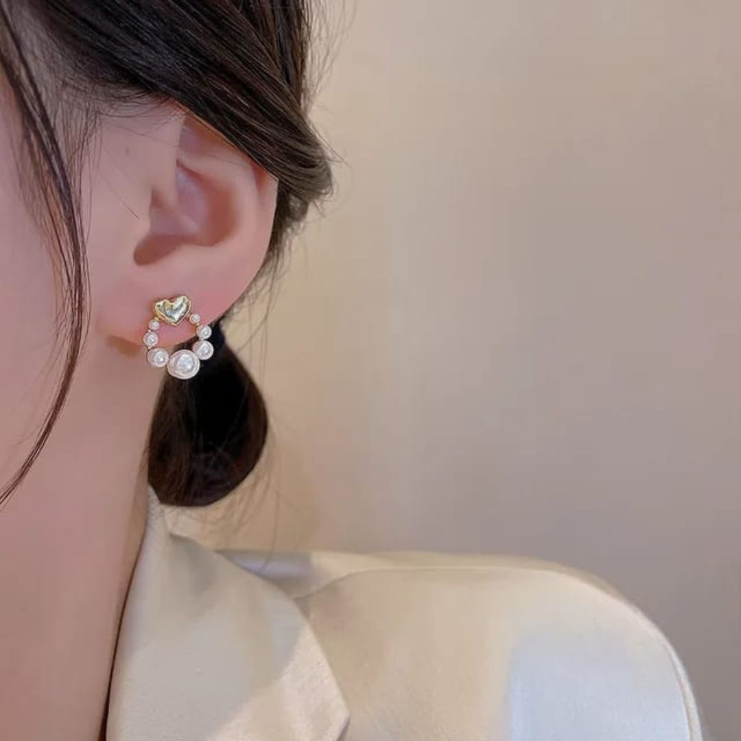 A Pearl Of heart Earrings