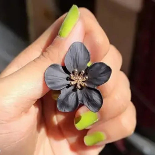 Black Blossom Earring