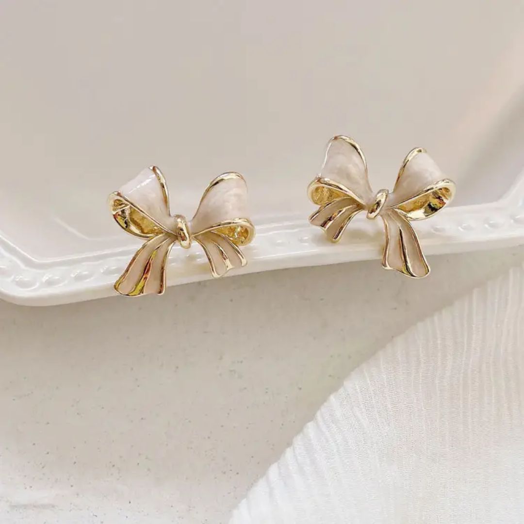 Twinkle Bow Earring