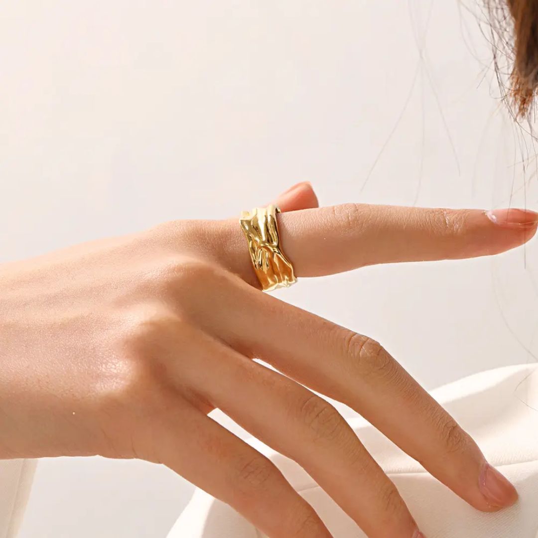 Golden Aura Ring