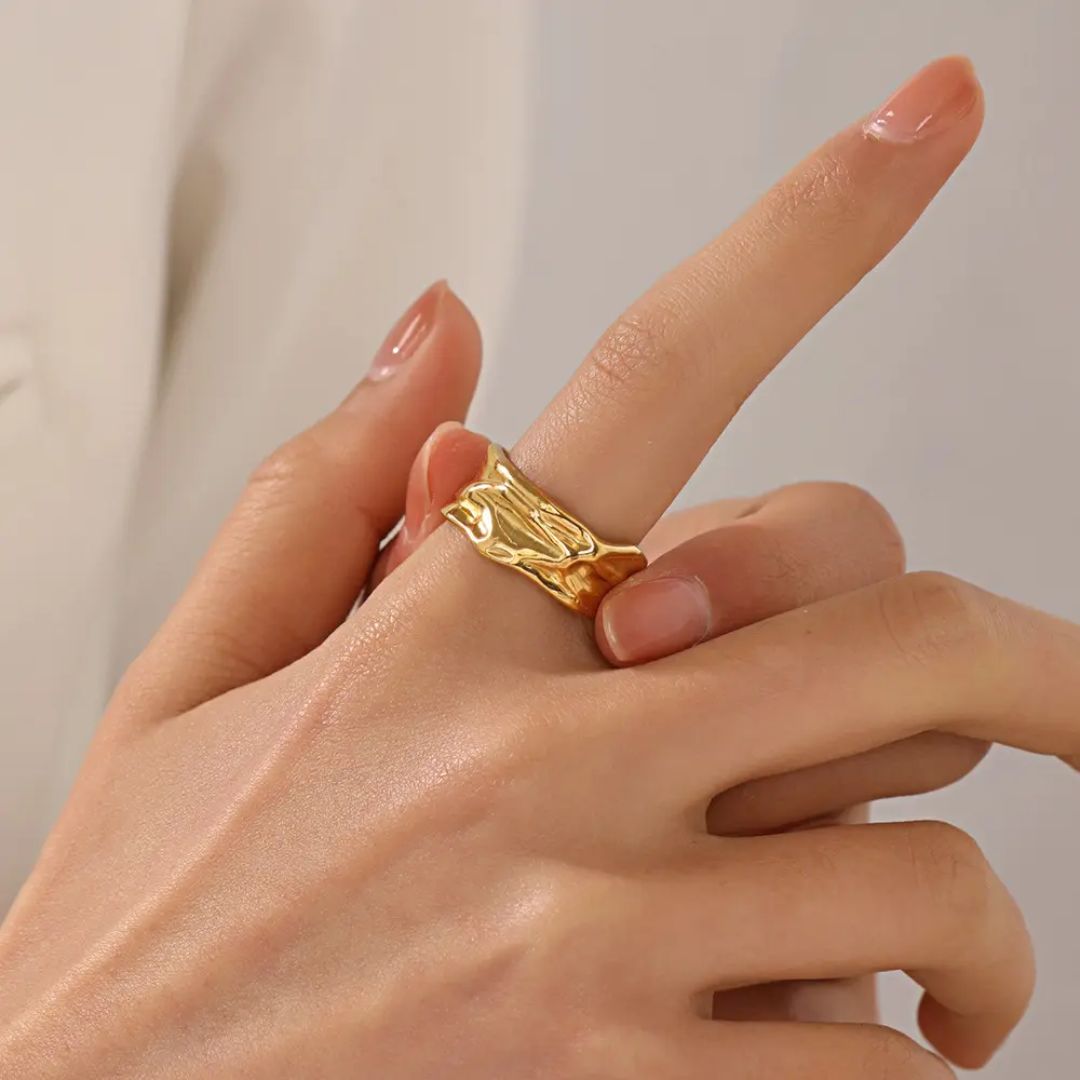 Golden Aura Ring
