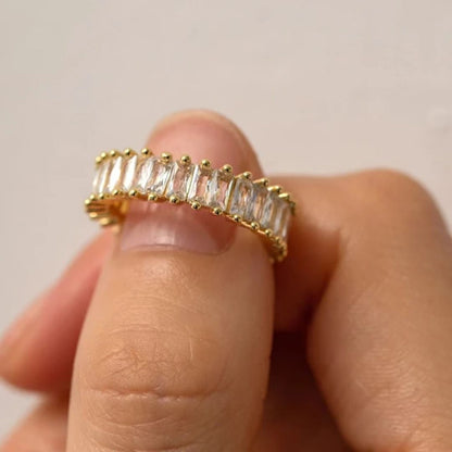 Cozy Crystal Ring