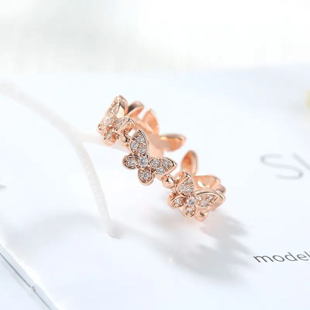 Eterna Swirl butterfly ring.