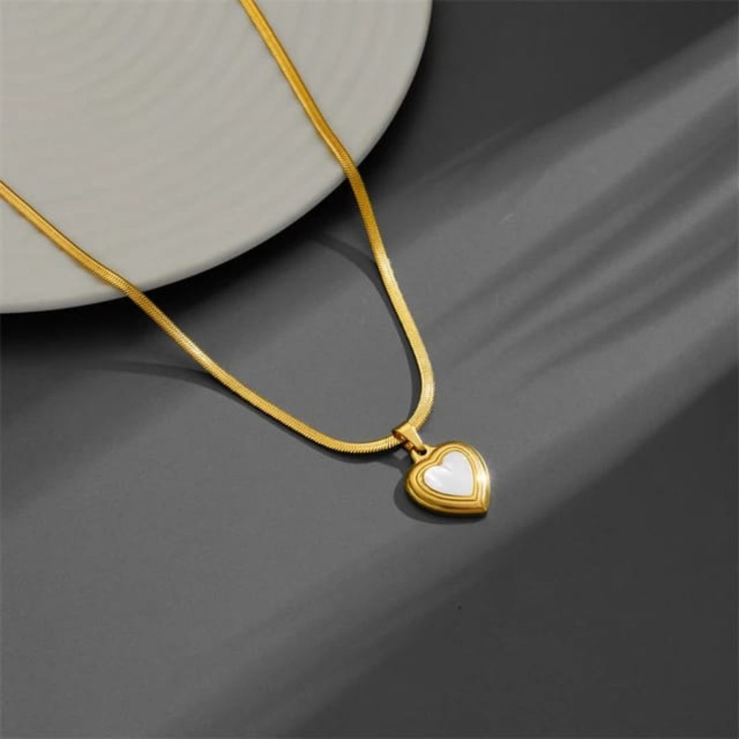 Blind Date heart Necklace