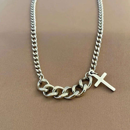 Chunky Spunky Cross Chain