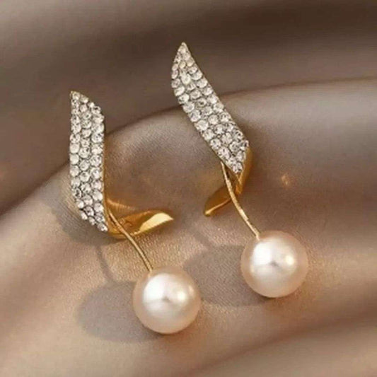 Perky Pearl long Chain Earrings