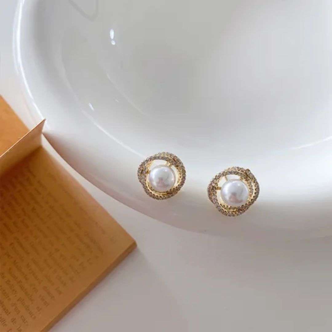 Pearlfect Drop Earrings