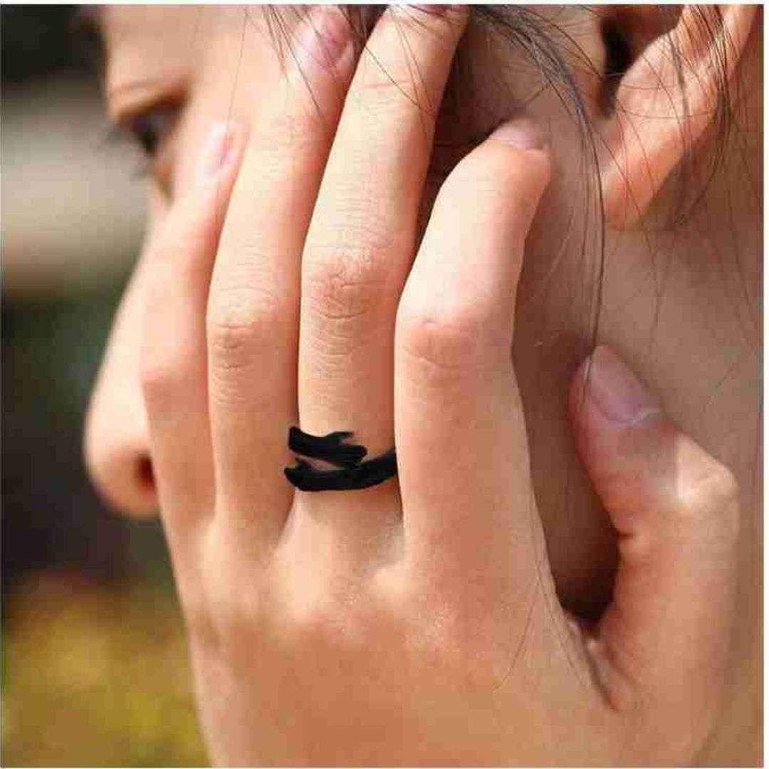 Hug Me Please Ring ( Black )