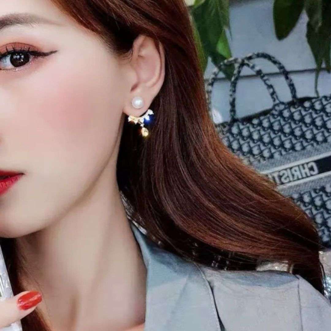 Bling Blogger Pearl Earrings