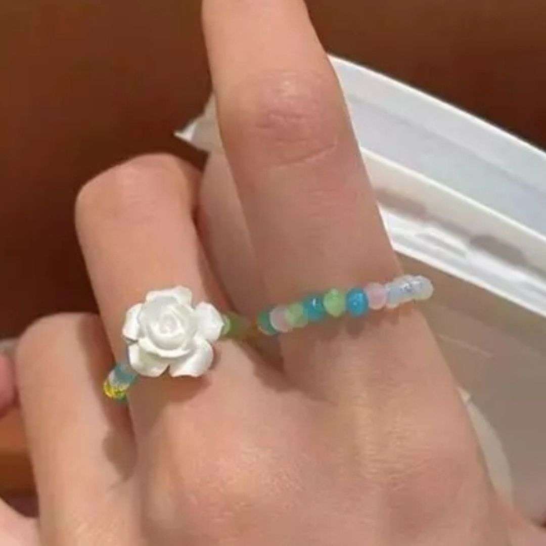 Flower ring