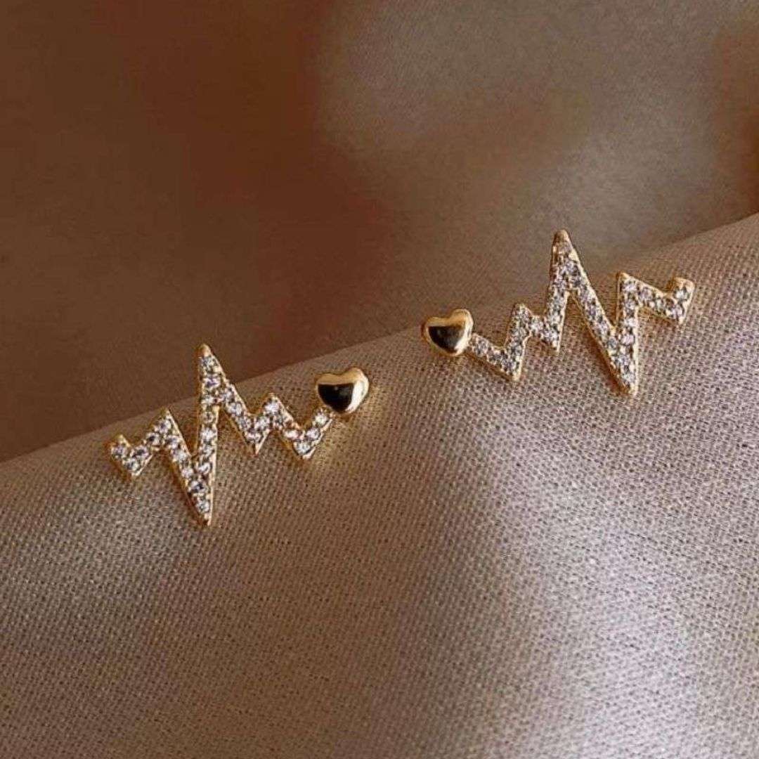 Hypnotic Heartbeat Stud Earrings